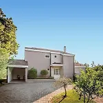 Ferienhaus Awesome In *